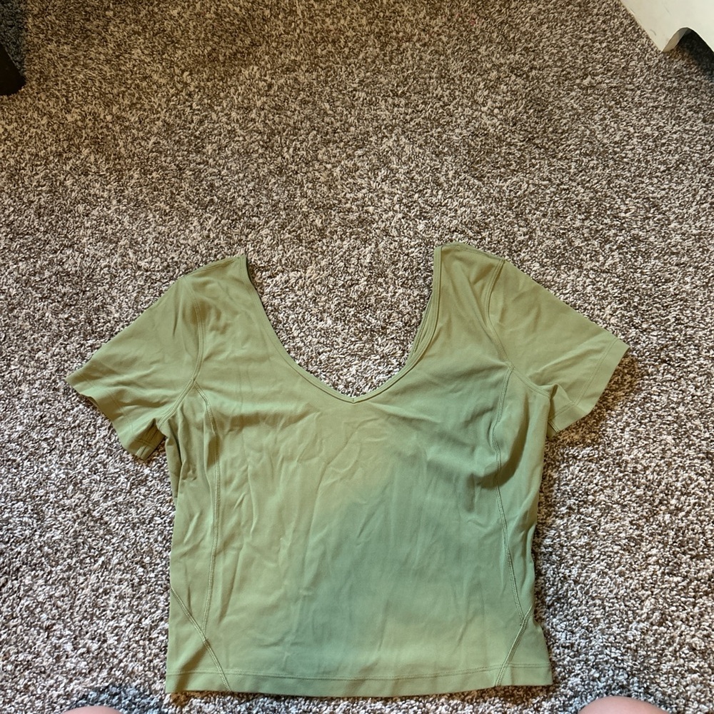 Lululemon Athletica Green Fitted Crop T-Shirt Short Sleeve